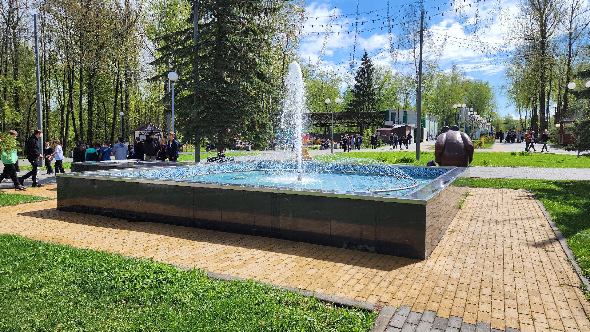 кашира, городской парк, день добрых дел, открытие теплого сезона, фонтан,