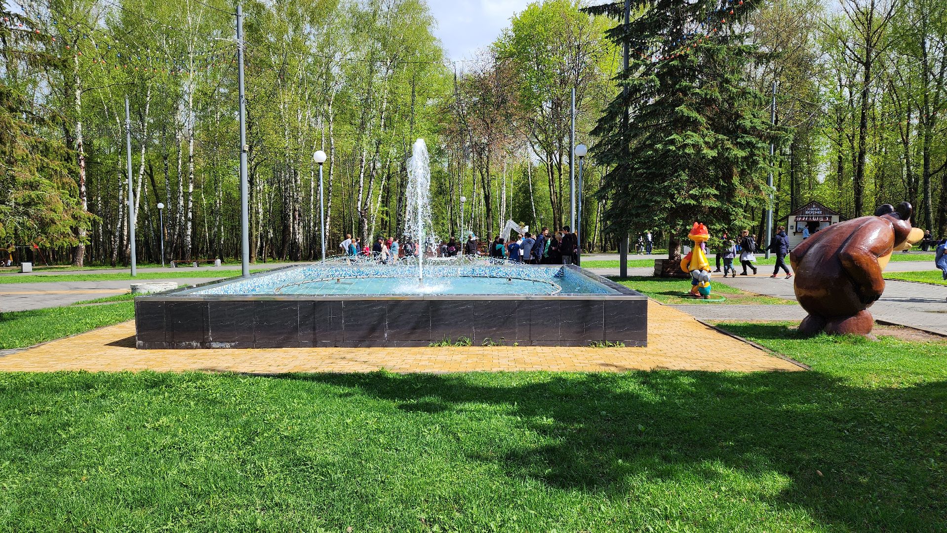 кашира, городской парк, день добрых дел, открытие теплого сезона, фонтан,