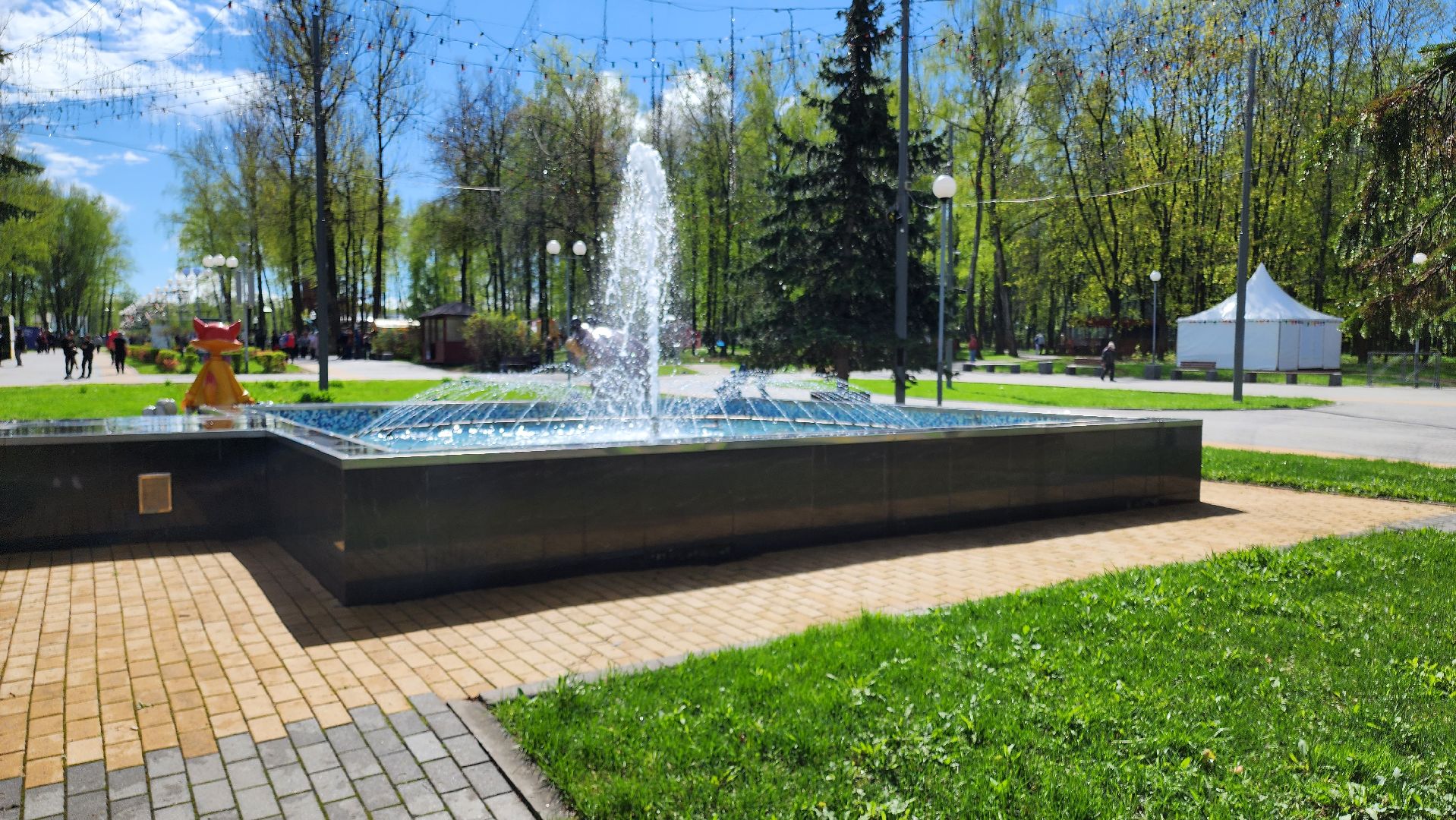 кашира, городской парк, день добрых дел, открытие теплого сезона, фонтан,