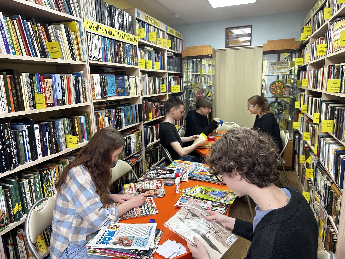 воскресенск, день добрых дел, школьники, библиотека,