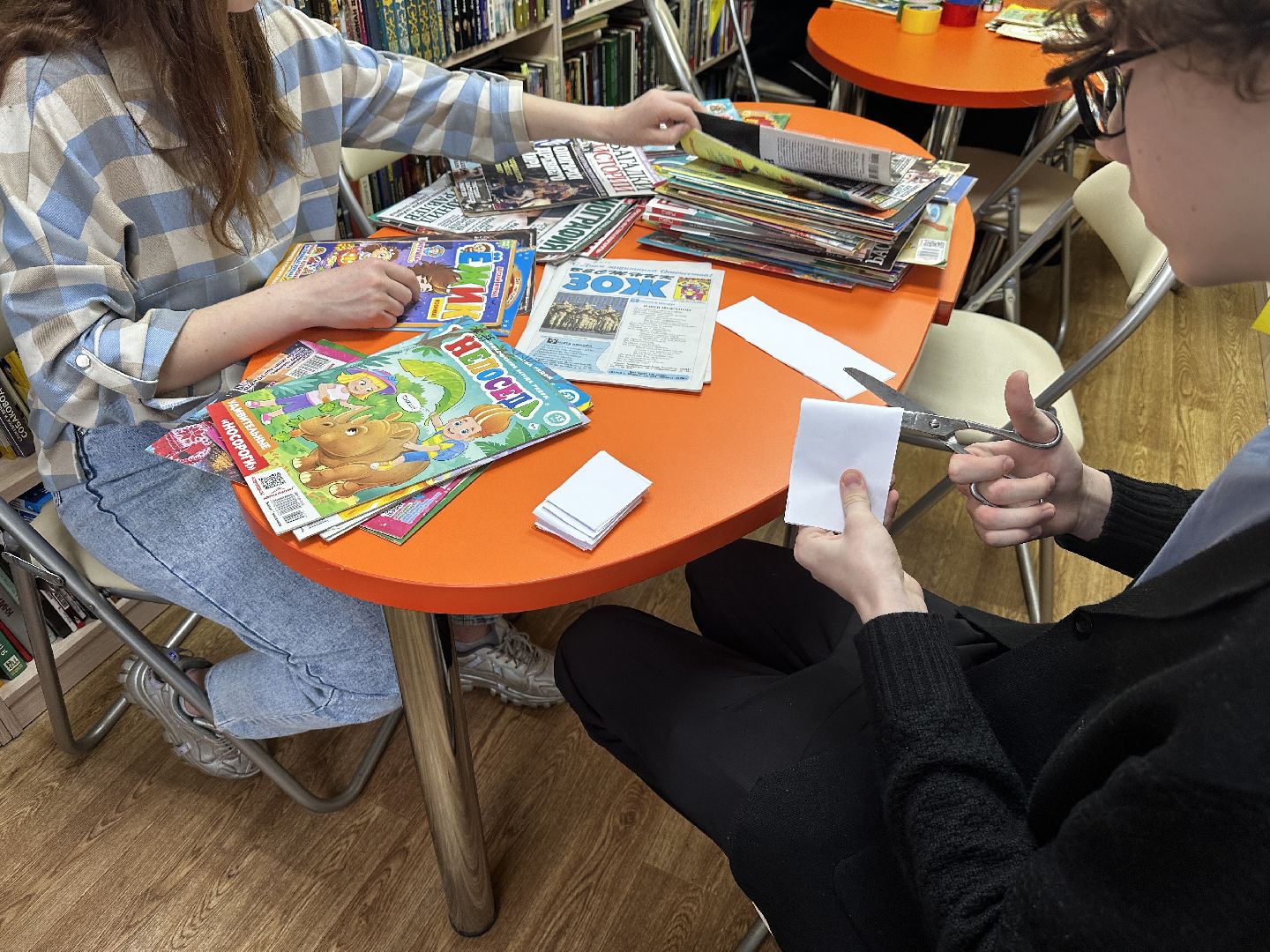 воскресенск, день добрых дел, школьники, библиотека,