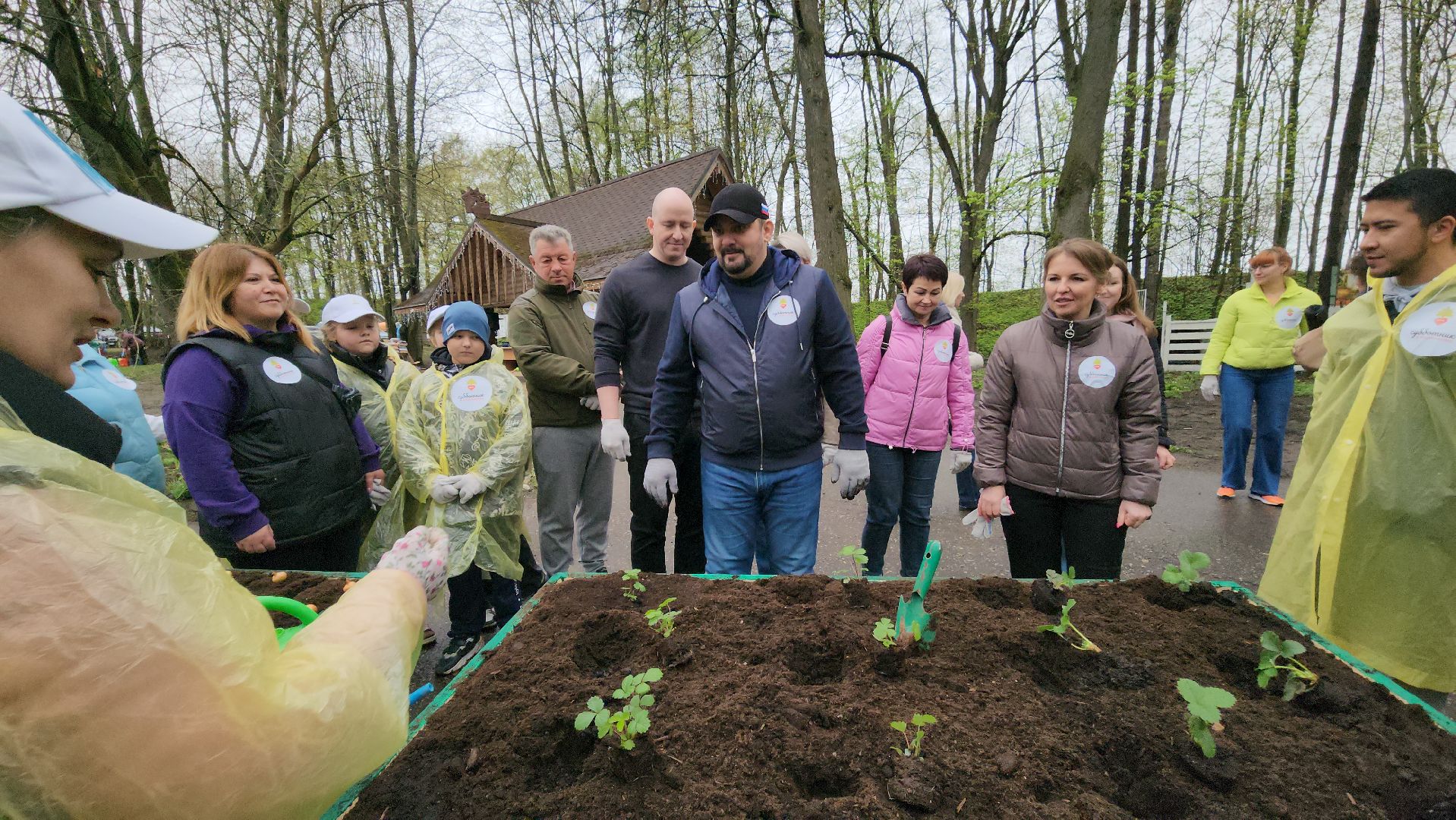 Парк, парк городок, общественный огород, субботник, день добрых дел, руза, рузский городской округ,