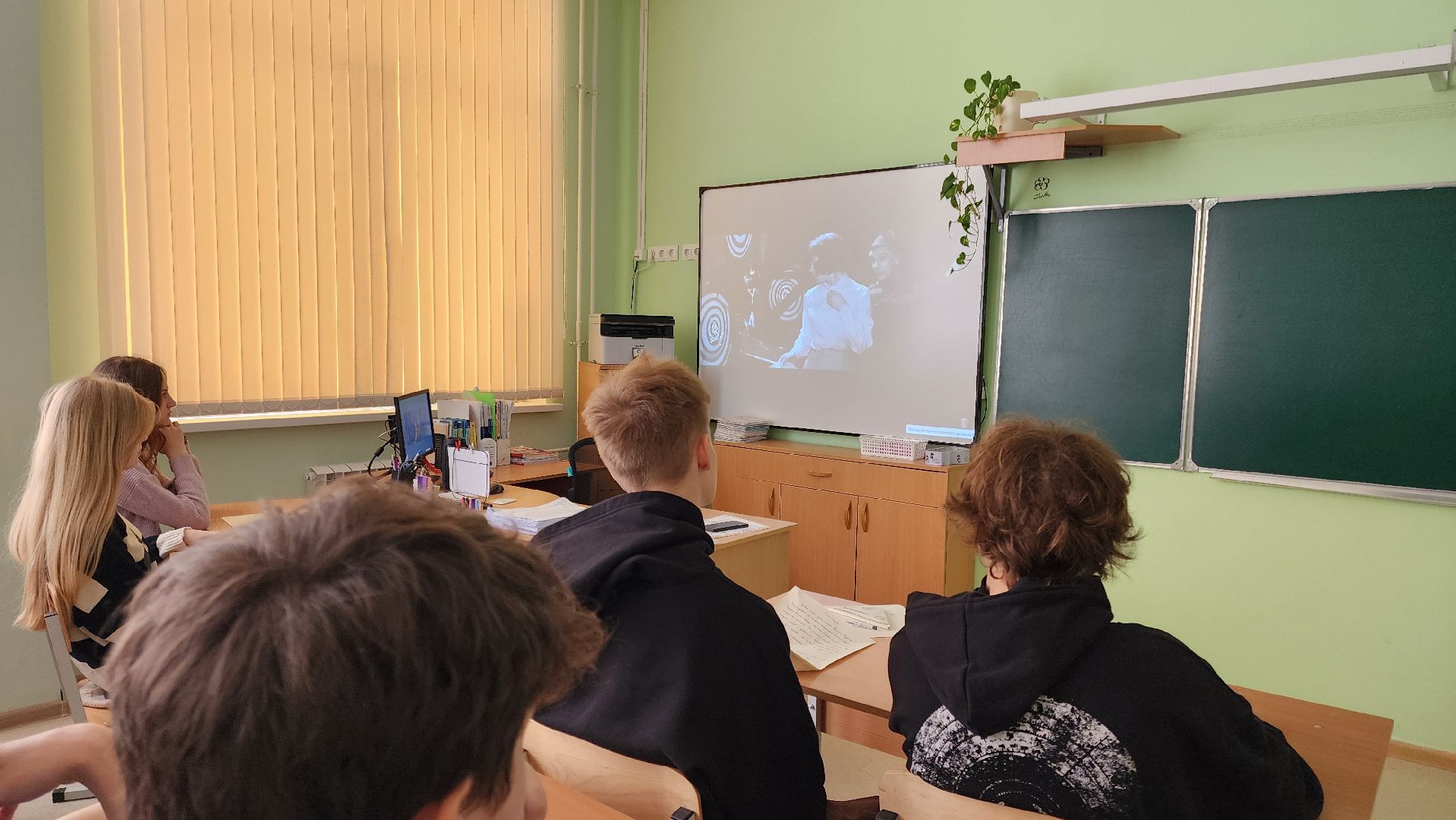 Подольск, Гимназия им подольских курсантов, день добрых дел, письма солдату,