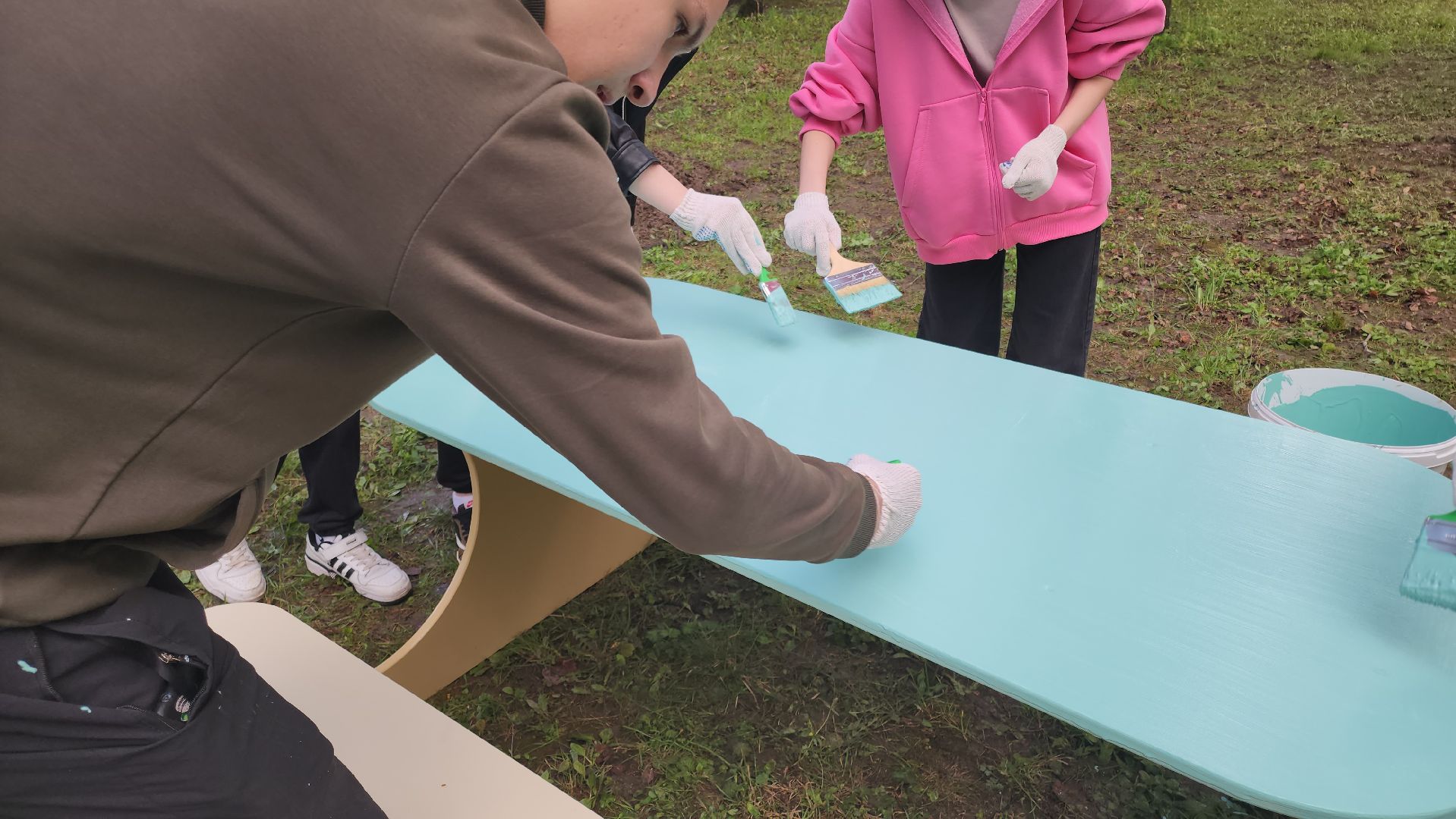 кашира, день добрых дел, скамья дружбы, министерство благоустройства, городской парк, благотворительная акция,