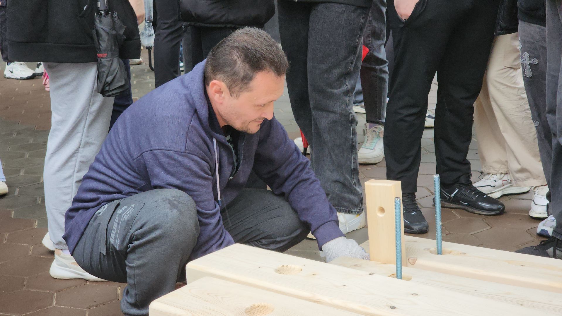 егорьевск, день добрых дел, лавочки, мастер класс, дети, студенты, парк, 200 лет егорьевску,