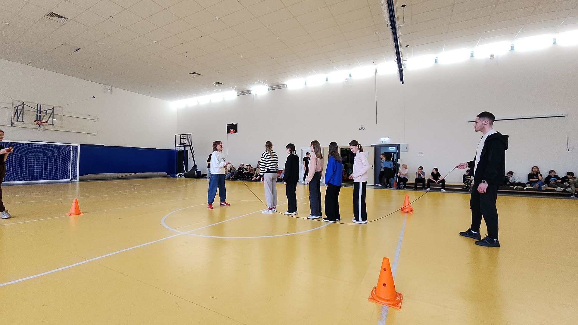 электросталь, мой город, жители города, акция, акция доброе дело, день добрых дел, гимназия 9, школьники, посадка деревьев,