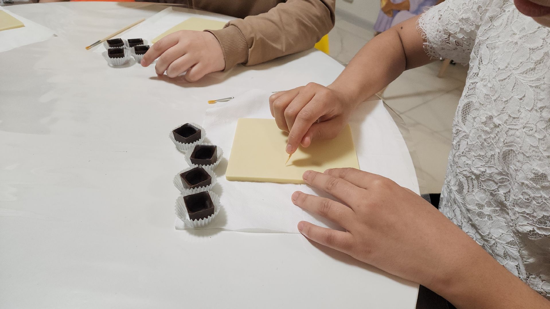 день добрых дел, субботник, шоколадная фабрика,