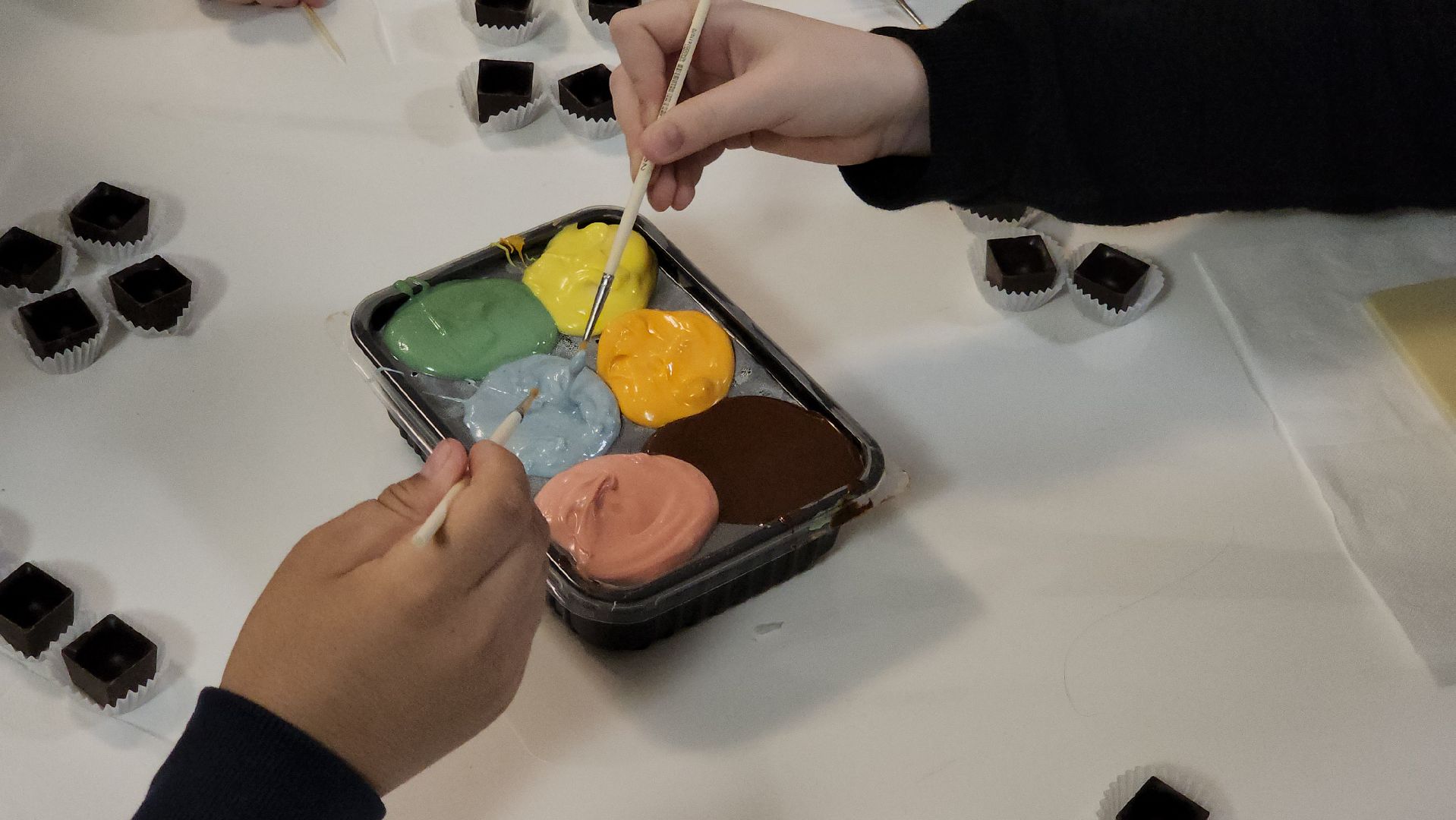 день добрых дел, субботник, шоколадная фабрика,