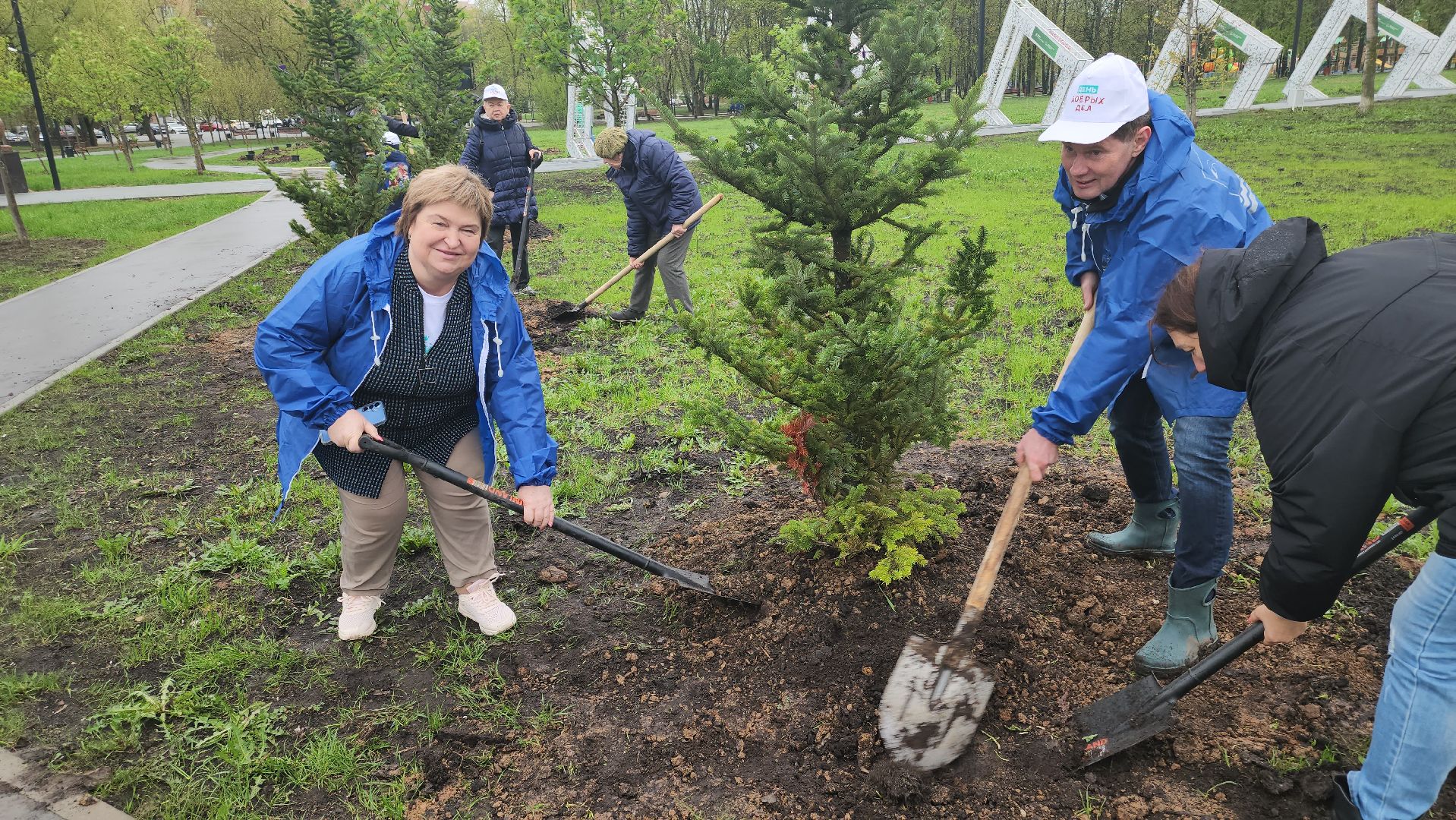долгопрудный, субботник, день добрых дел, лес победы, общественный огород, пихты, владислав юдин,