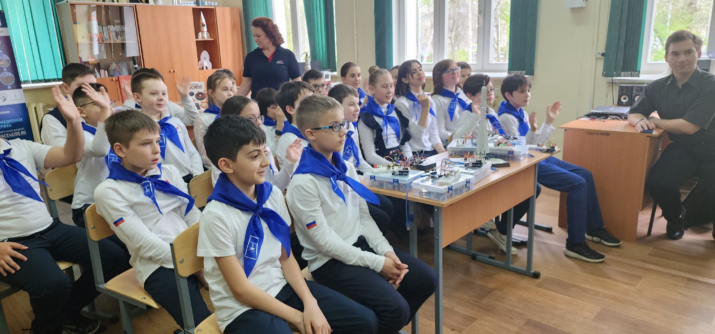 космический класс, Востряковский лицей 1, Домодедово, Александр Гребенкин, МКС, Роскосмос,