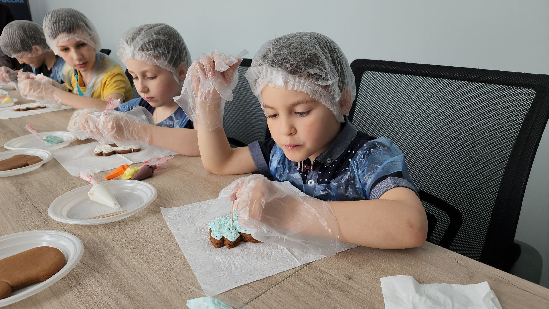 мастер-класс к пасхе, праздник, пасхальный декор, бойцы сво, Лосино-Петровский,
