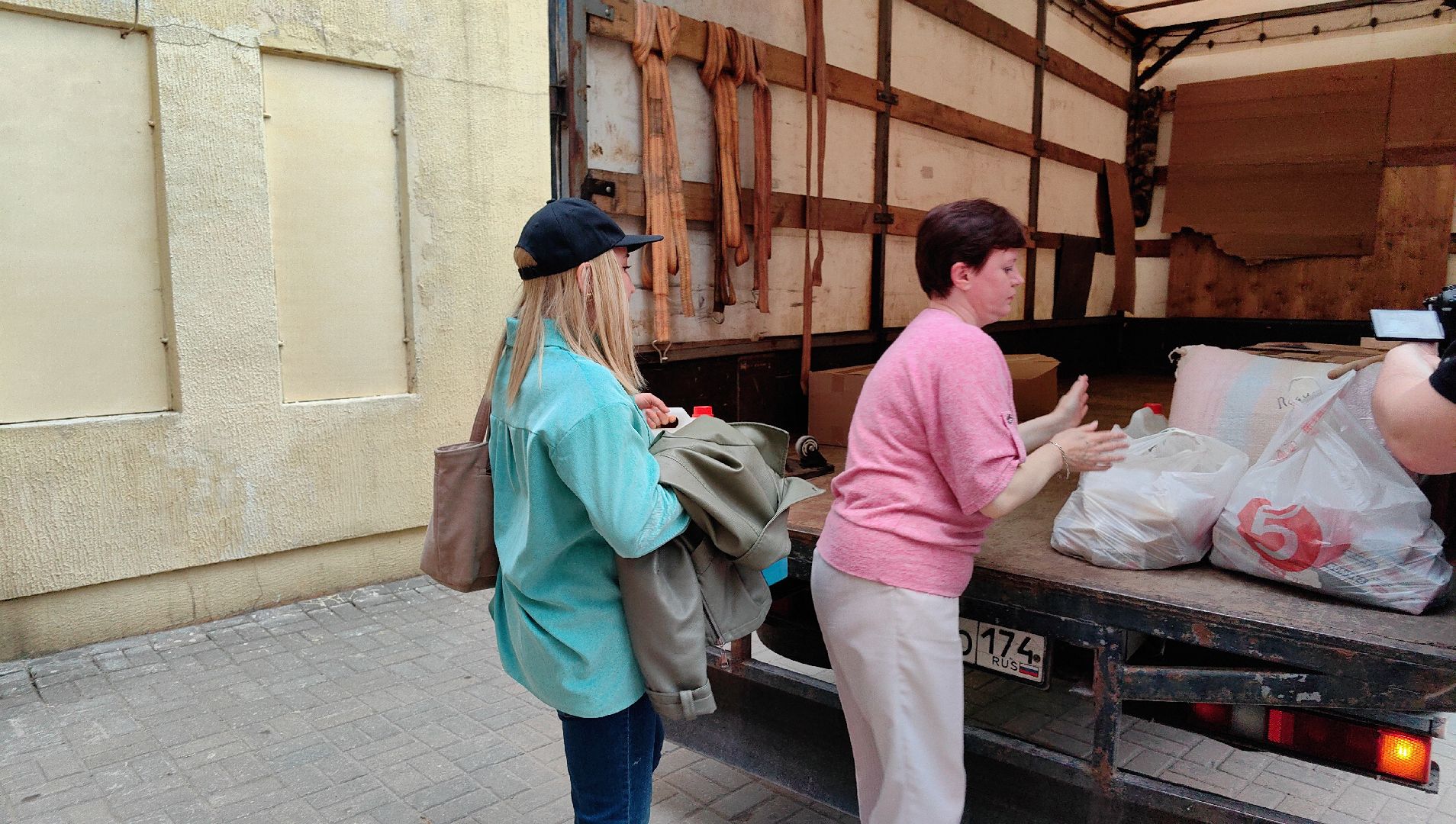 гуманитарная помощь, груз, Жители Орска, Паводок, Экоцентр,