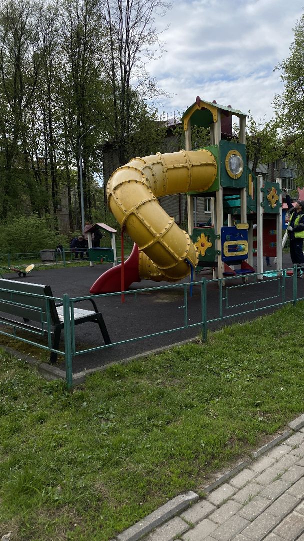 мбу благоустройство, ленинский городской округ, добрые дела, детские площадки, покраска детских площадок,