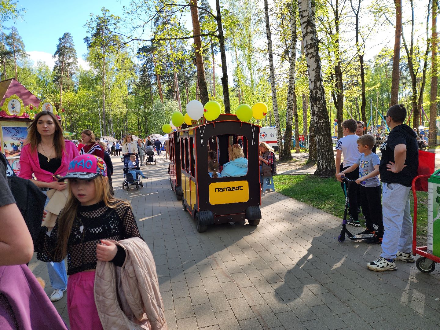 ногинск, парки подмосковья, 1 мая, летний сезон,