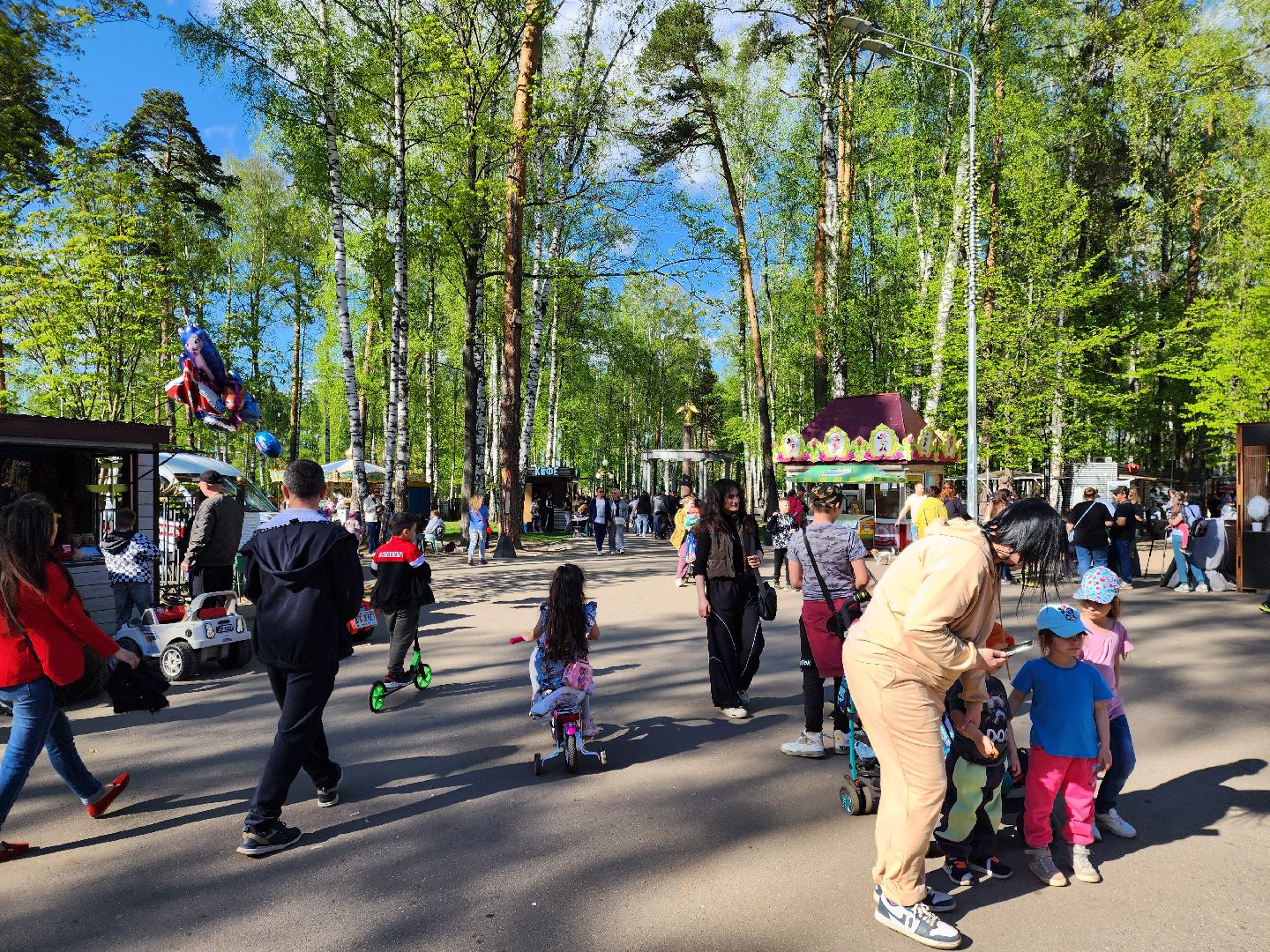 ногинск, парки подмосковья, 1 мая, летний сезон,