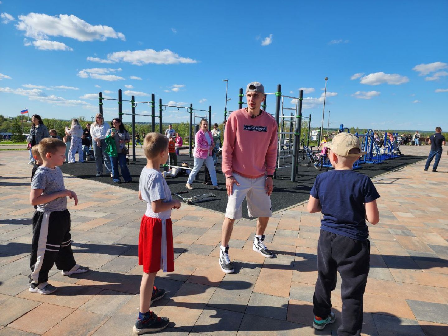 можайский городской округ, подмосковье, открытая тренировка, мастер спорта России, спортсмены, здоровый образ жизни, бокс,