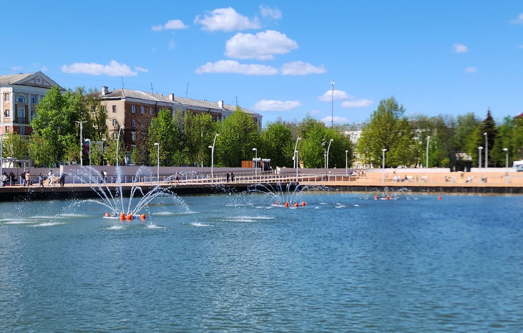 электросталь, мой город, жители города, праздник, 1 мая, парк культуры,