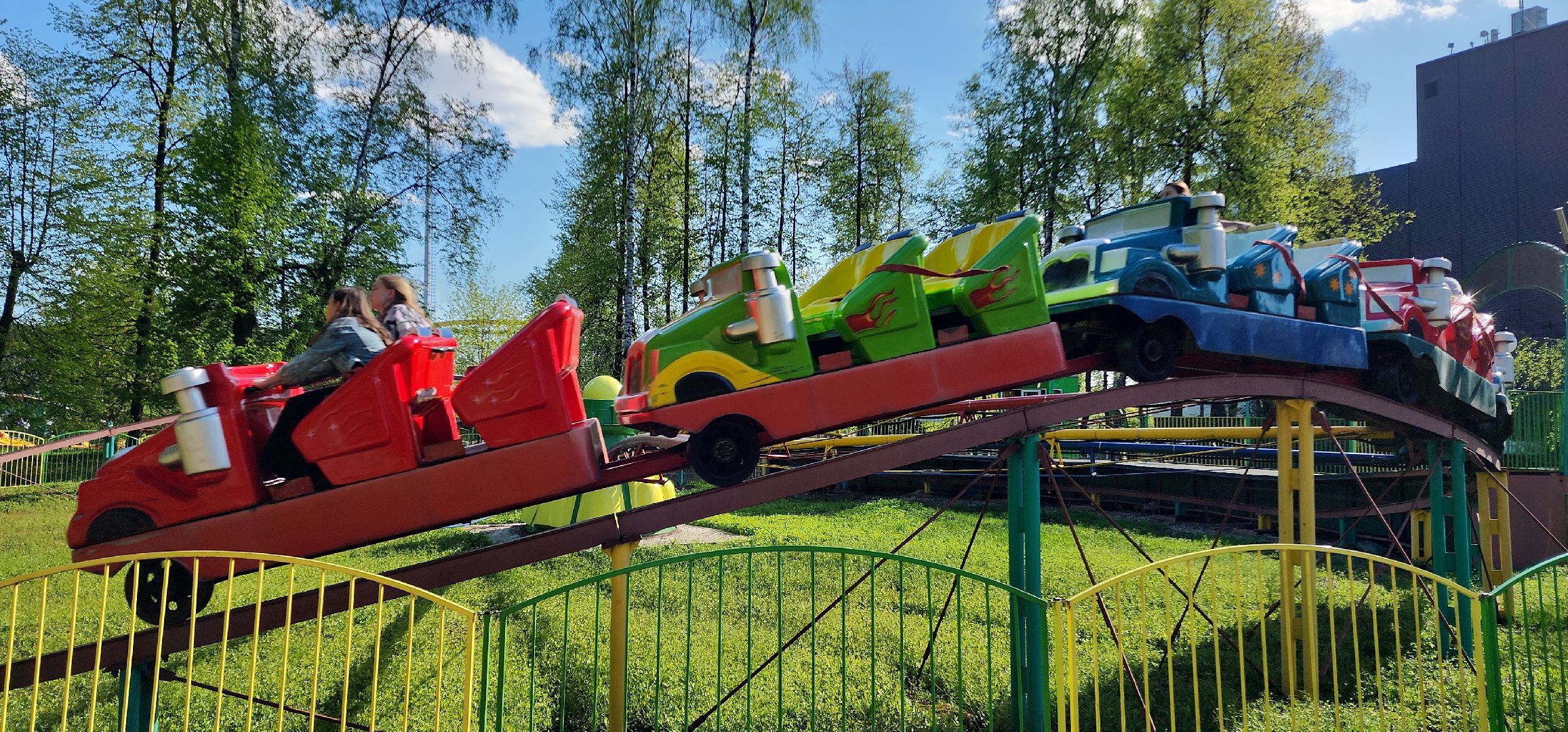 электросталь, мой город, жители города, праздник, 1 мая, парк культуры,