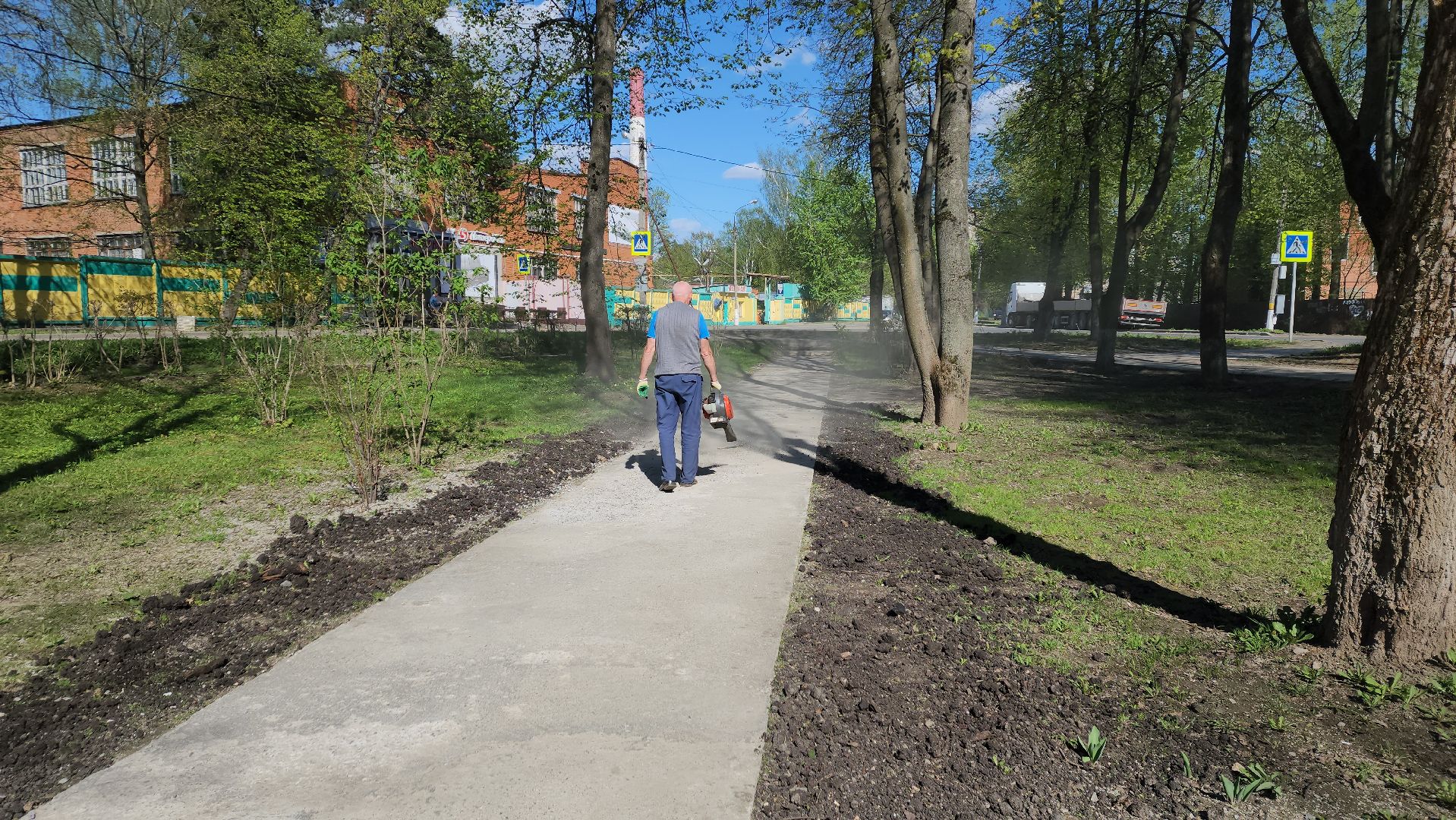 пушкино, маяковский, памятник, сквер, уборка общественных территорий,