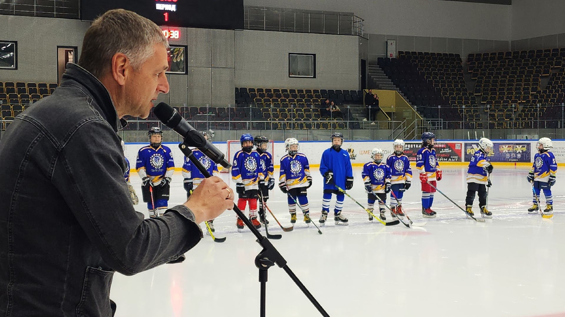 электросталь, электросталь спортивная, мой город, спорт в подмосковье, спорт подмосковья, спорт московской области, кубок, кубок парамошкина, хоккей, хоккейная команда, хоккейный сезон, хоккейный турнир,
