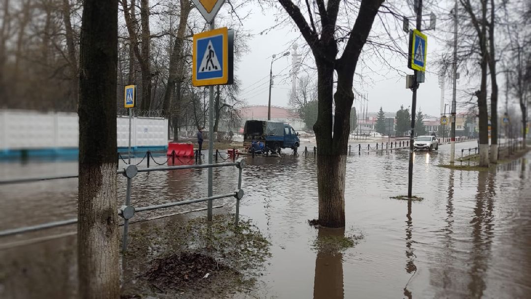 перемены, лужа, подтопление, ЖКХ