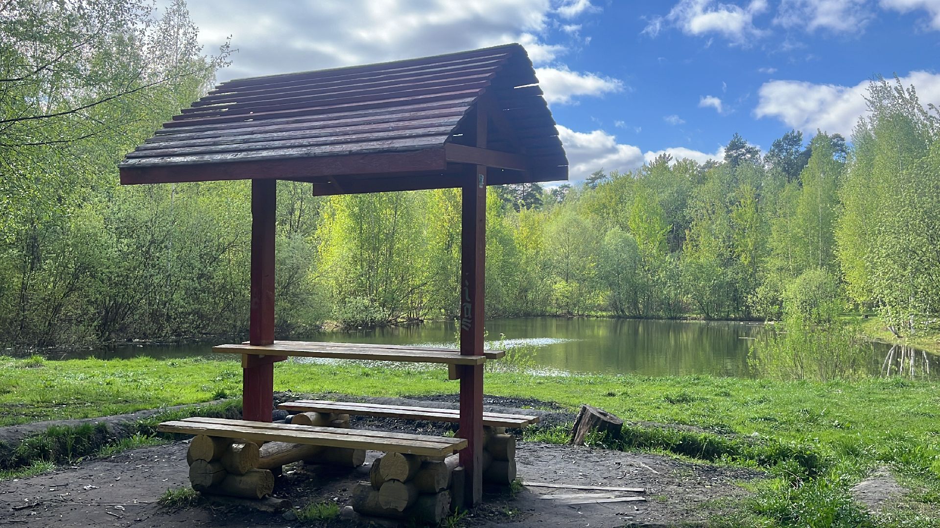 шашлык, шашлыки, шашлык у озера, озеро,