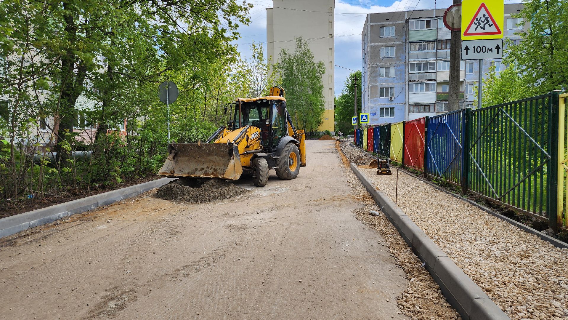 кашира, ремонт дорог, межквартальная дорога, асфальт, бордюр, тротуар, новокаширская,