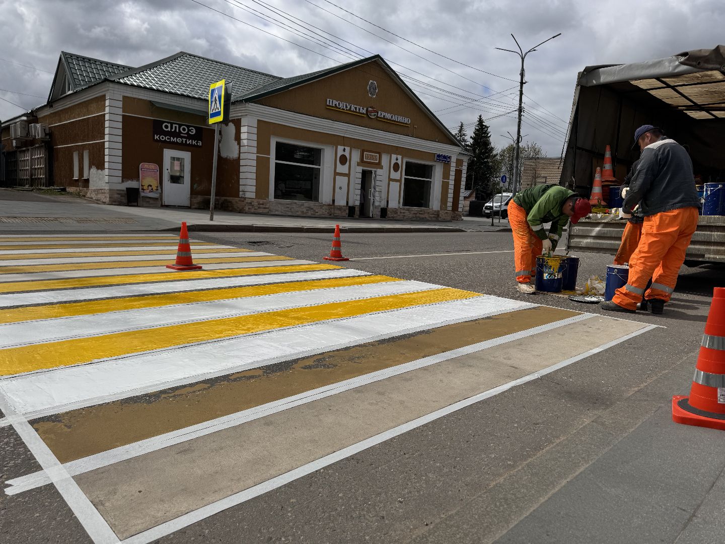 шаховская, разметка дороги, пешеходная разметка, покраска пешеходных переходов,