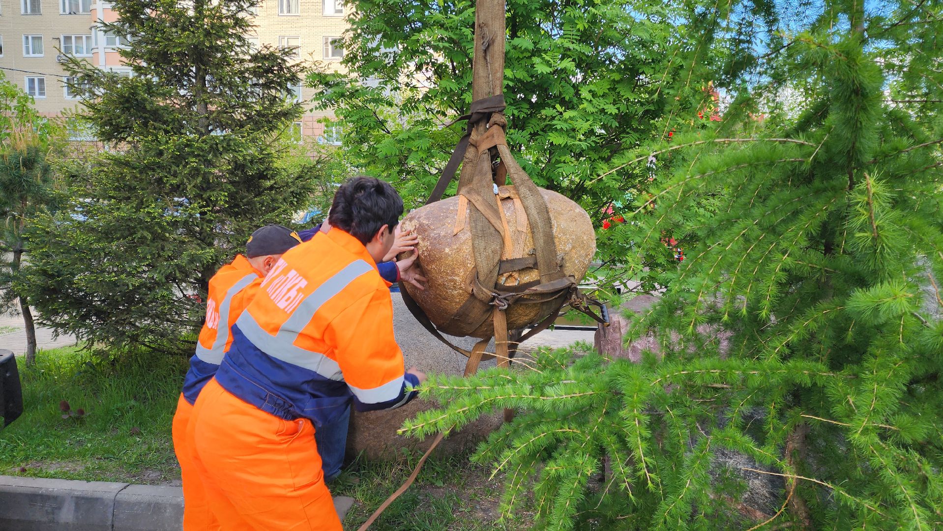 Подольск, сад камней памяти и славы, день победы, мемориал,