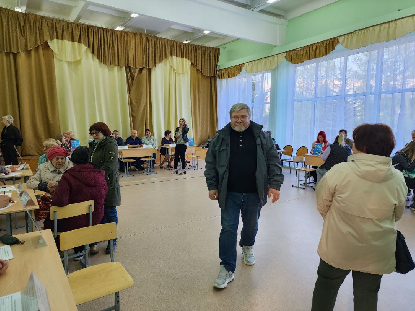 чехов, выездная администрация, глава администрации, жители, дорога, весенние паводки,