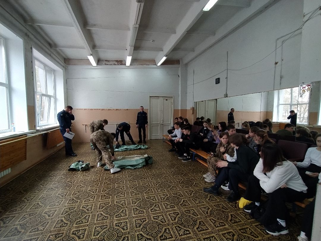 Зарница, строевая подготовка, ПДД, игра