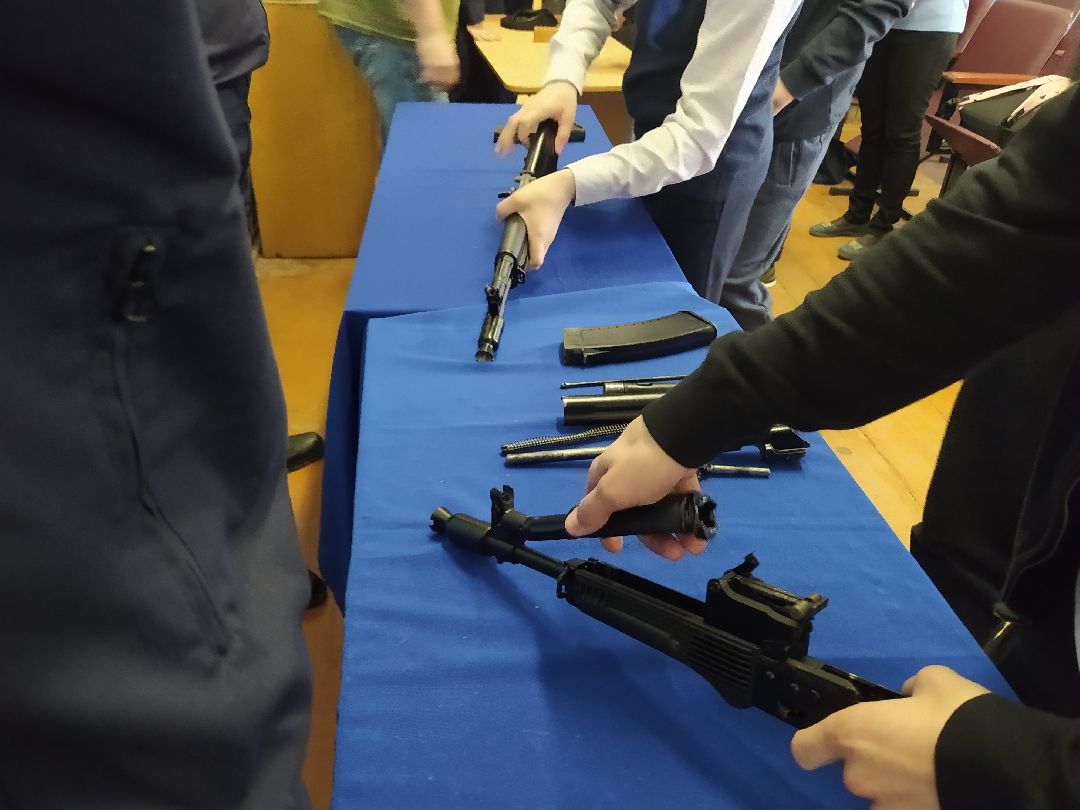 Зарница, строевая подготовка, ПДД, игра