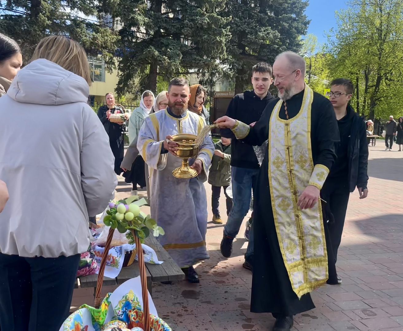 наро-фоминск, никольский собор, храм в Наро-Фоминске, Великая суббота, Пасха, Освящение куличей,