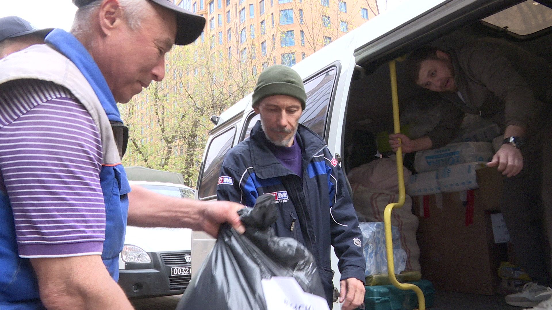 Реутов, гуманитарная помощь,НПО маш, куличи, военнослужащие, медикаменты,