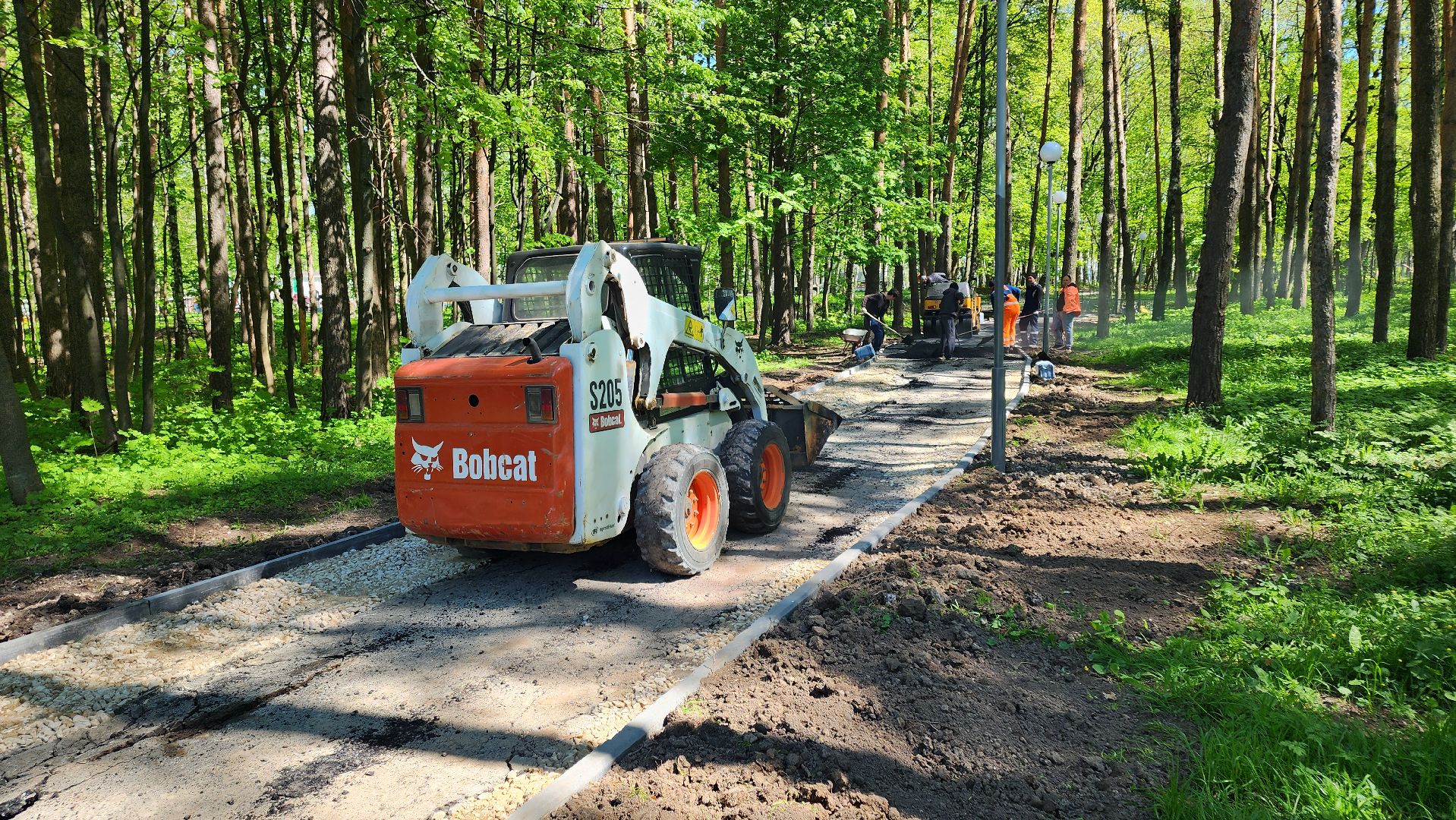 кашира, городской парк, тротуар, дорожка, новый асфальт, ремонт, благоустройство,