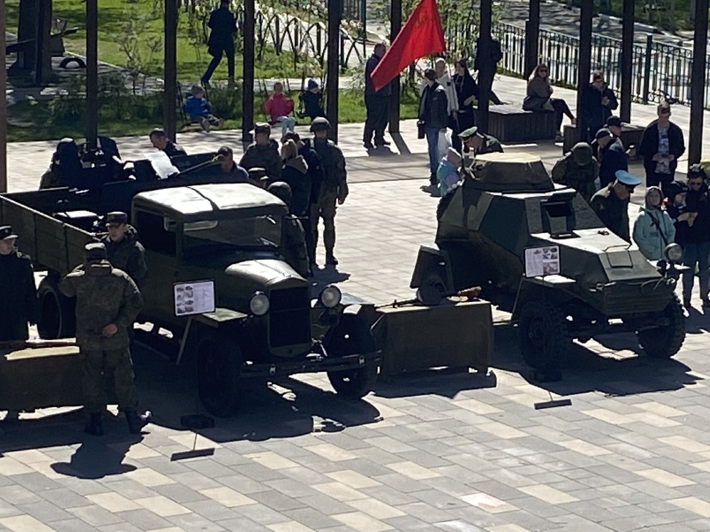 победный май во власихе, День Победы во Власихе, плац-концерт военнослужащих, ансамбль Красная звезда, Командующий РВСН, Глава ЗАТО Власиха,