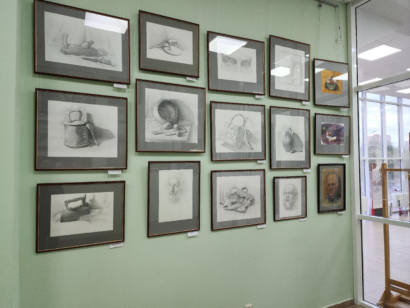 пушкино, экспозиция, самобытное творчество, живопись, художественная выставка, художник-педагог,