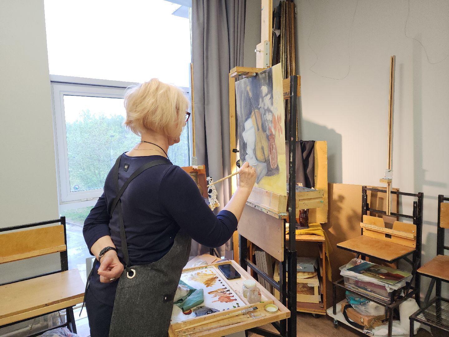 пушкино, экспозиция, самобытное творчество, живопись, художественная выставка, художник-педагог,