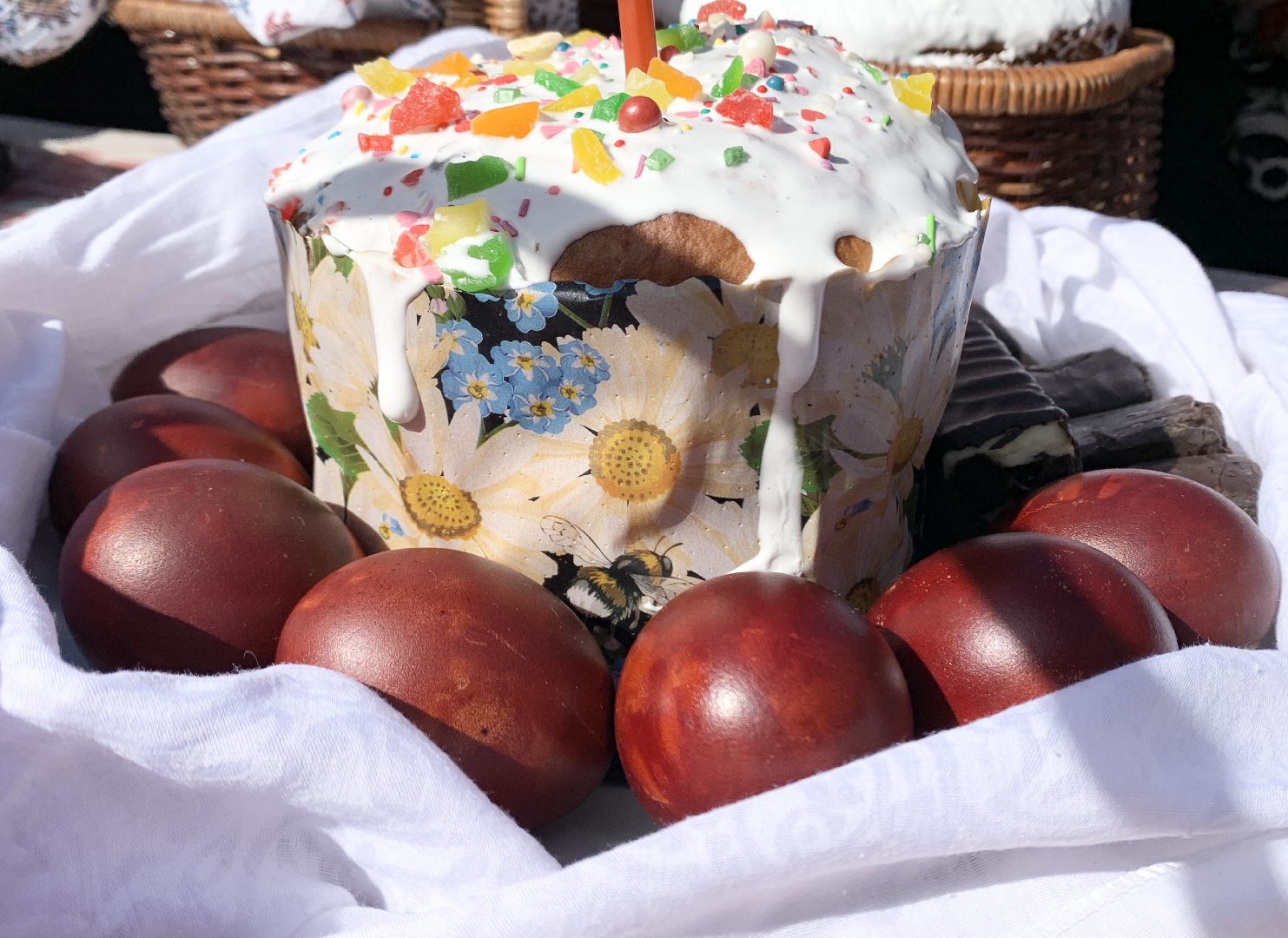 Балашиха, Подмосковье, Троицкий храм в Павлино, Пасха, освящение куличей,