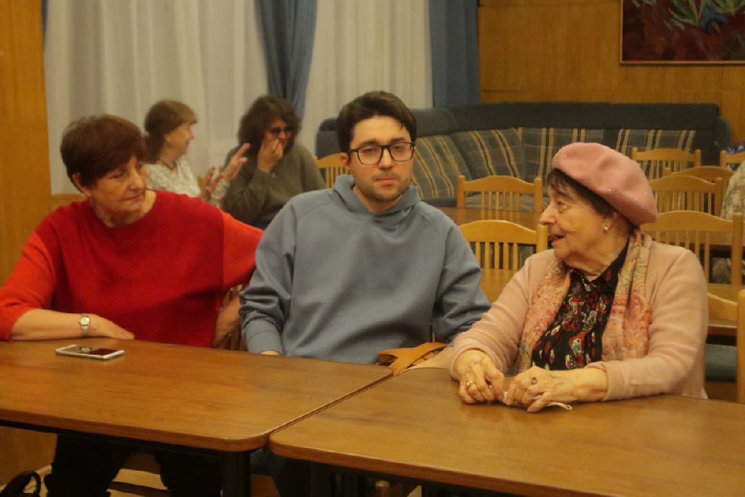 Пущино, ученые, биофизика, долголетие, наука.