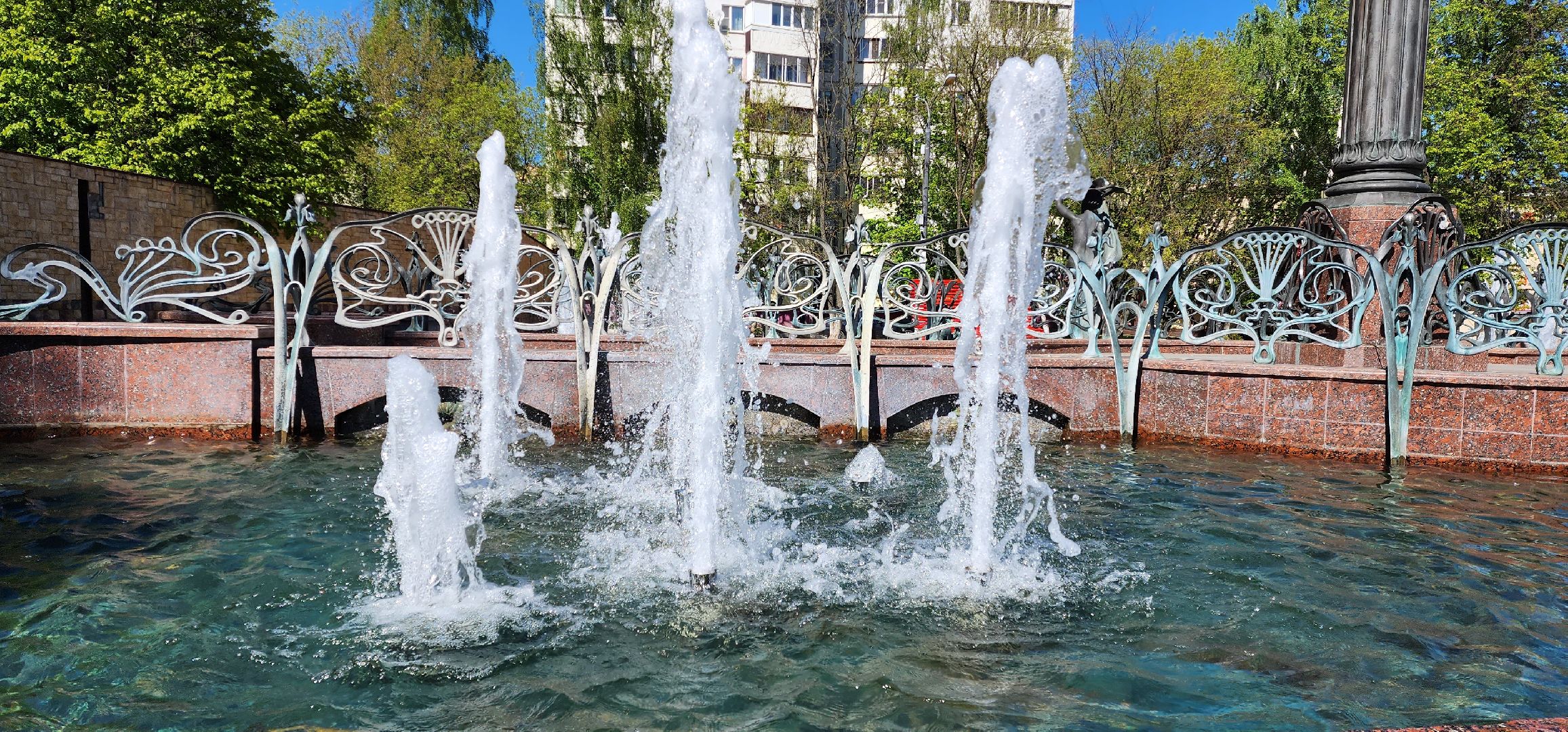 раменское, благоустройство, запуск фонтанов, фонтан времена года на площади молодежи,