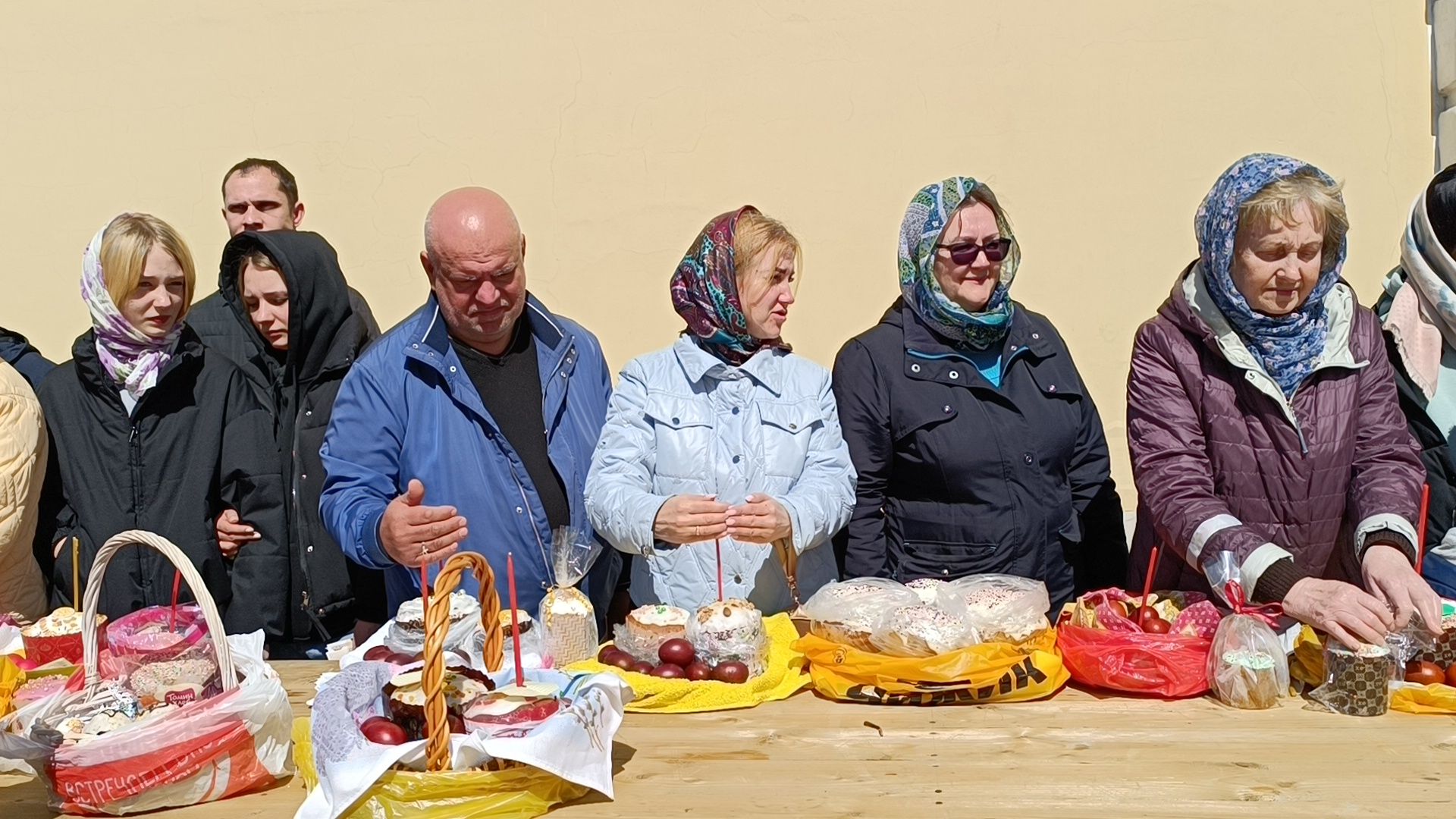 пасха, пасхальное богослужение, лобня, храм,