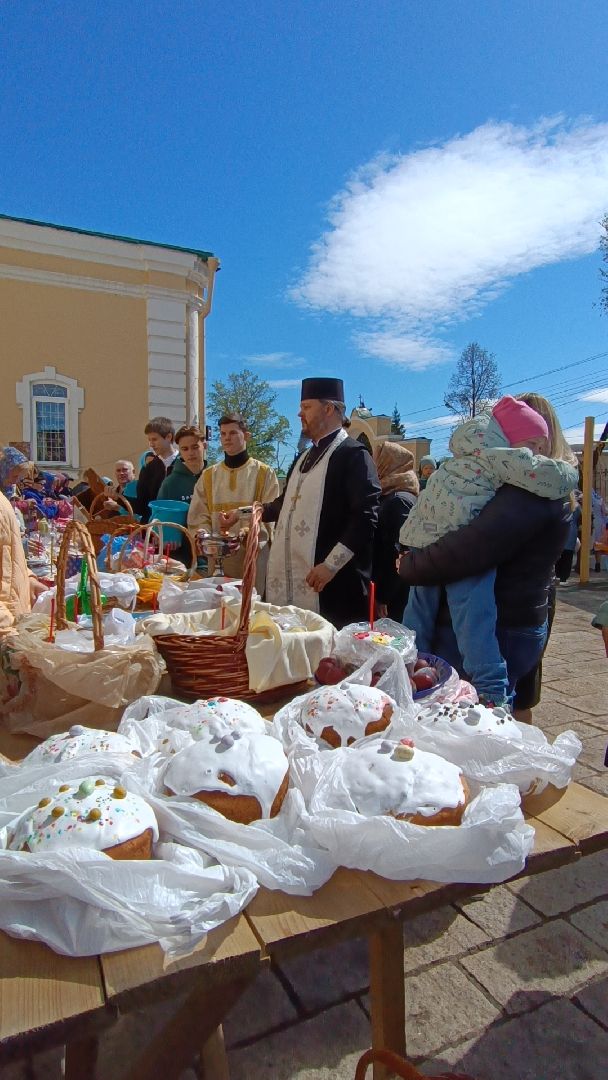 пасха, пасхальное богослужение, лобня, храм,
