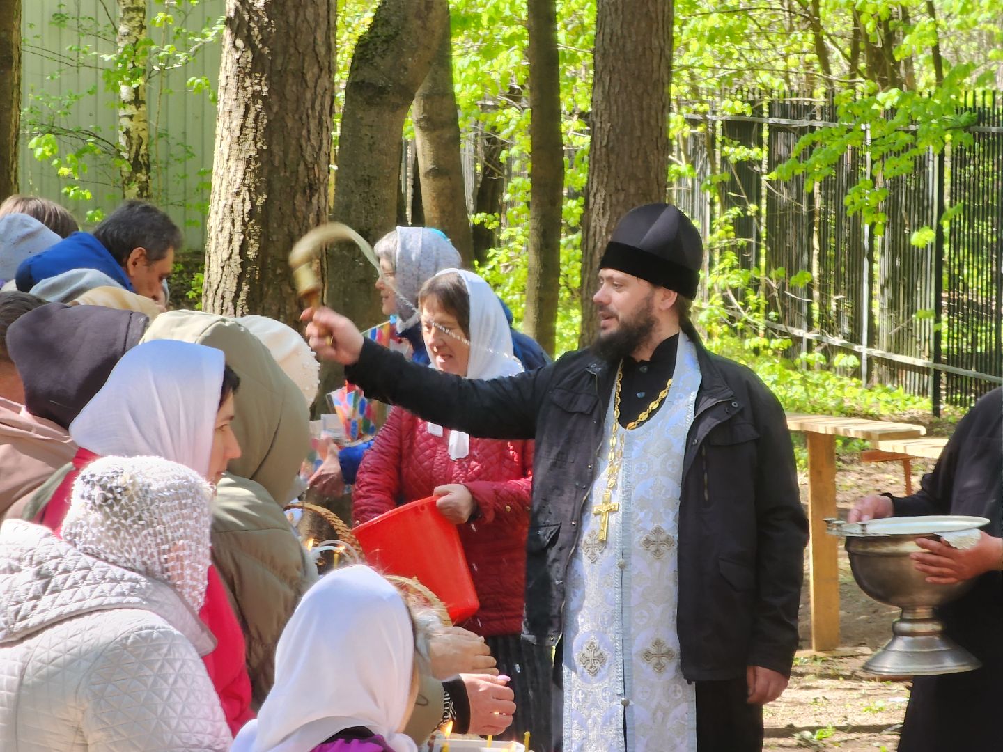Черноголовка, Пасха, Освящение куличей,