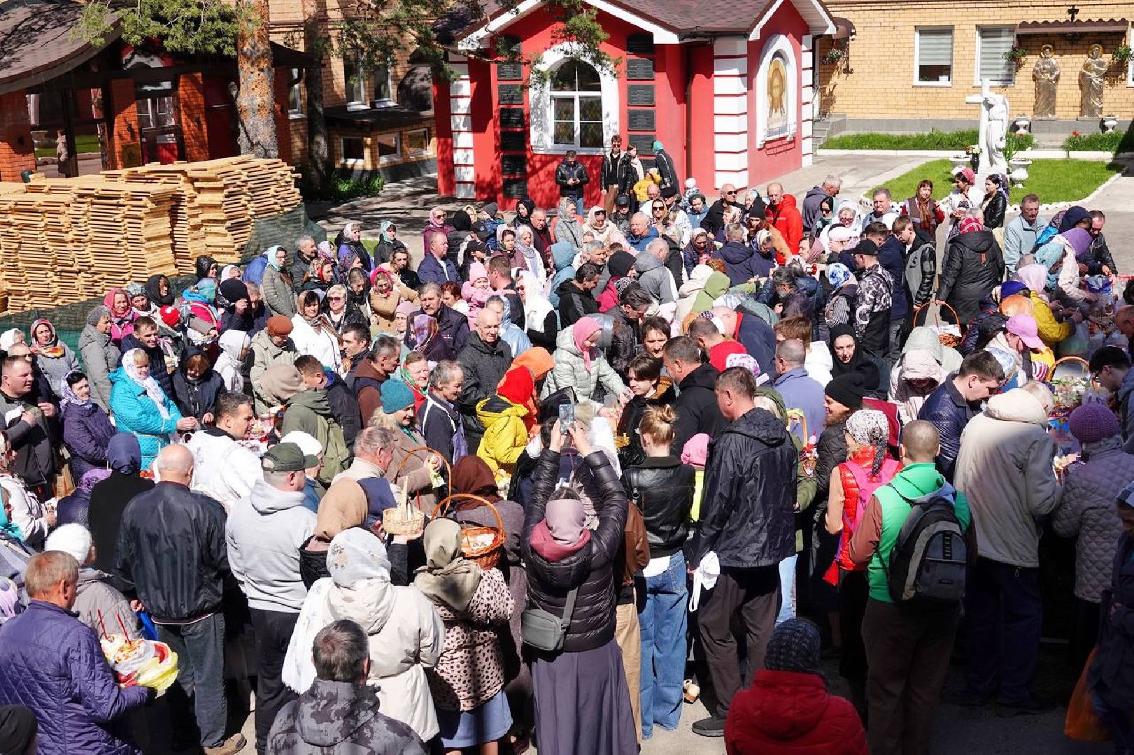 Пасха, Сергиев Посад, Храм Петра и Павла,