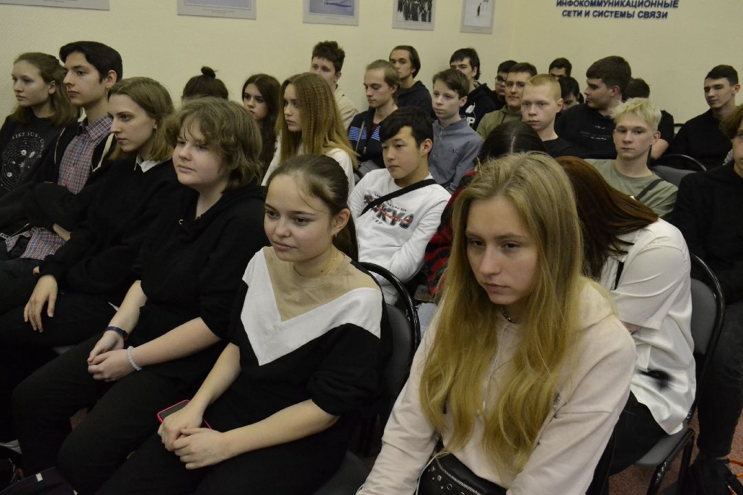 Балашиха, Движение первых, техникумы, депутаты, волонтёры