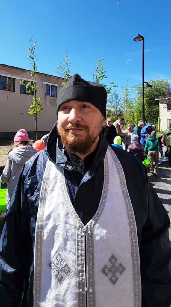 электросталь, мой город, жители города, пасха, пасхальные традиции, пасхальные яйца, освящение куличей, освящение пасхальных куличей, освящение пасхальных яиц, храм,