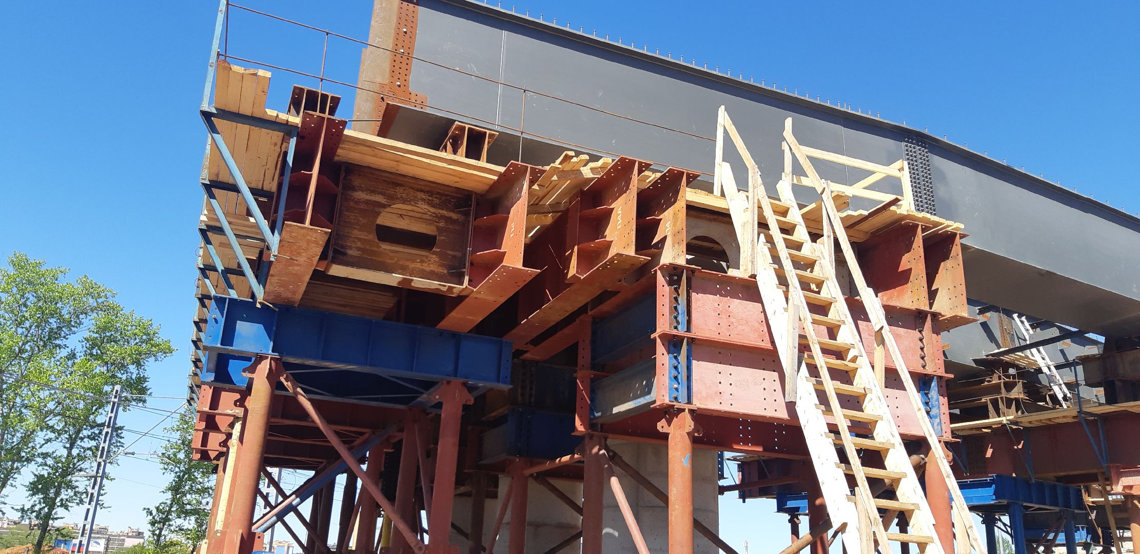 МЦД Опалиха, Красногорск, переезд, двойной путепровод, монтаж автомобильной развязки,