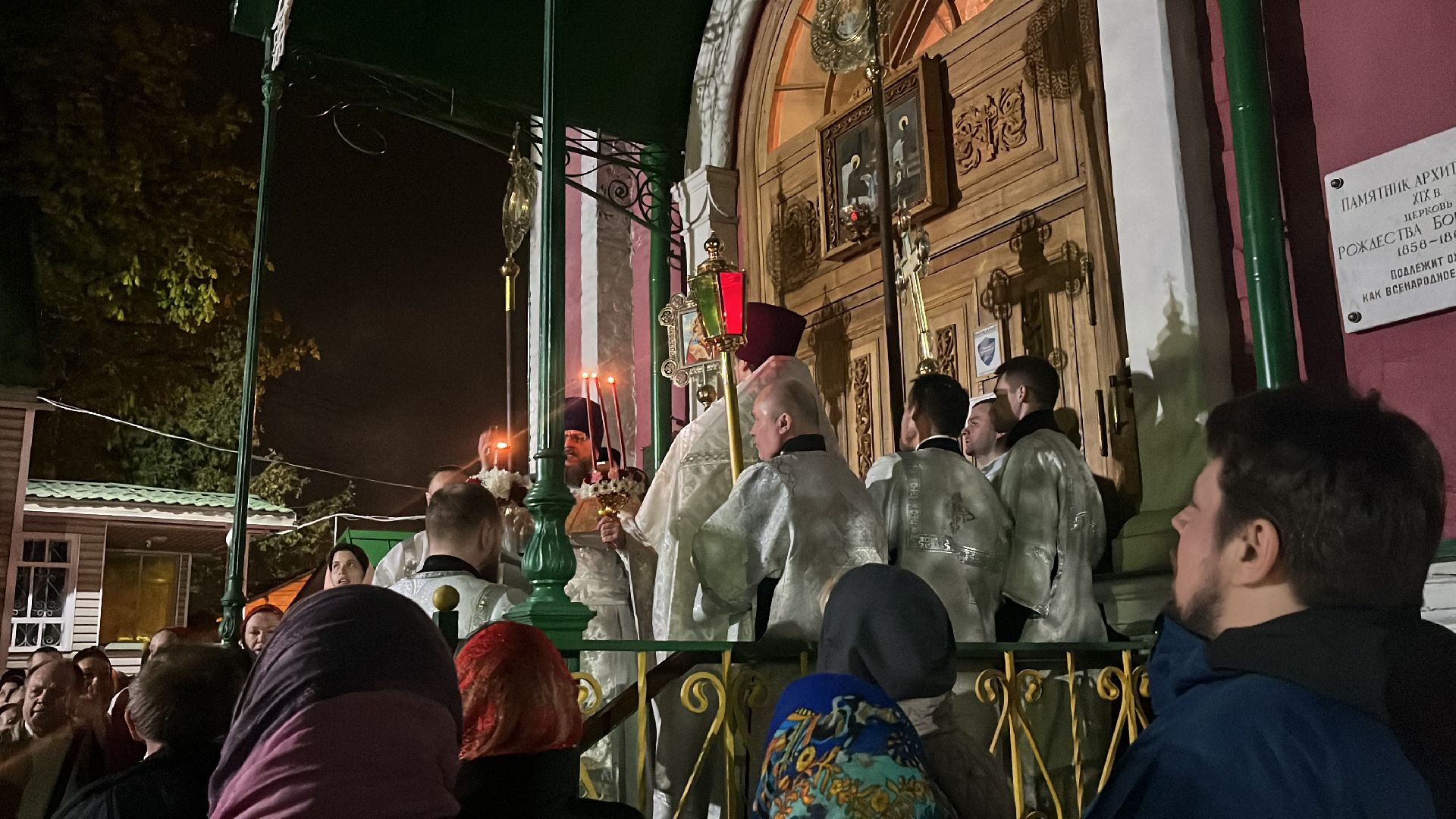 пасха, пасхальное богослужение, крестный ход, церковь, церковный праздник,