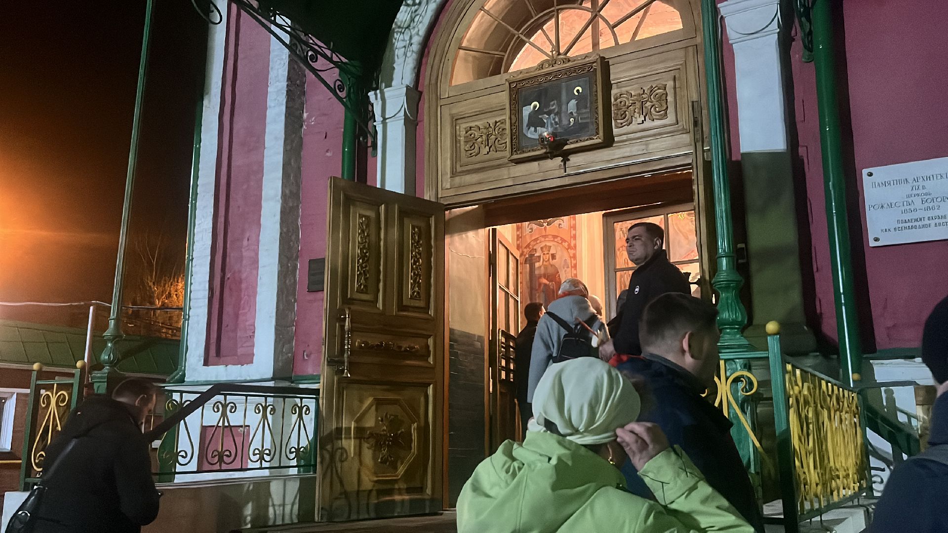 пасха, пасхальное богослужение, крестный ход, церковь, церковный праздник,